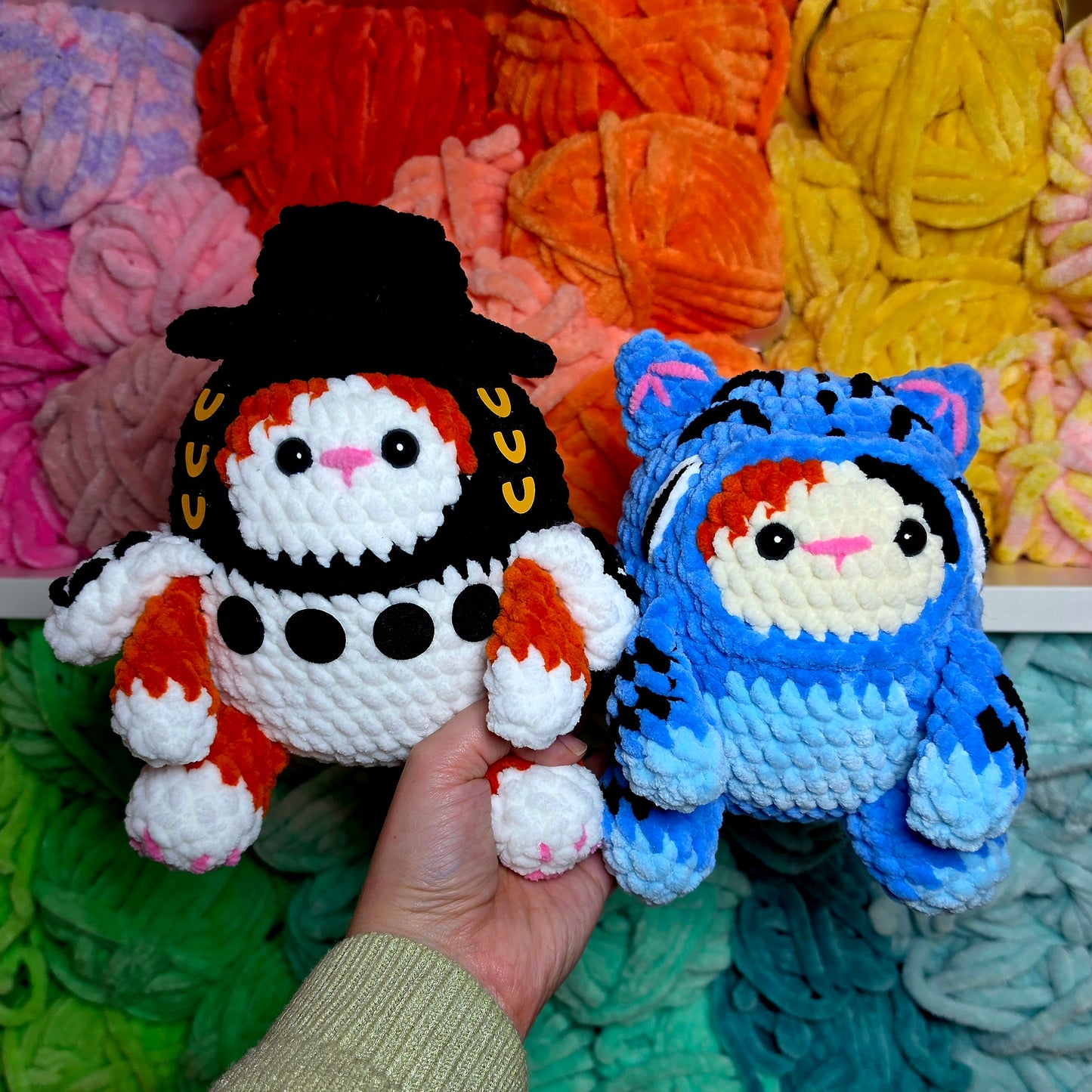 Costume Kitties Pattern- Kpop