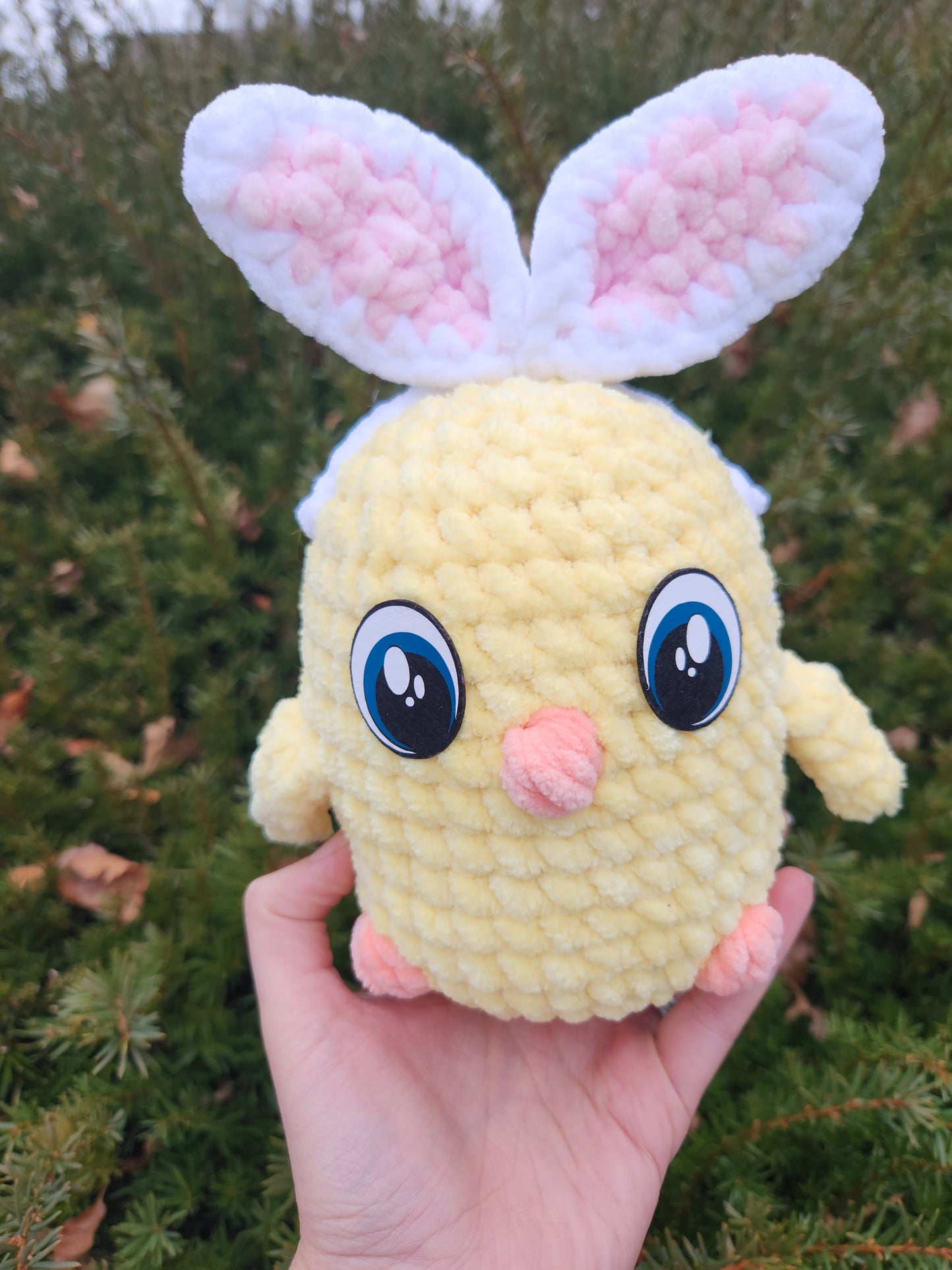 Shelly the Chick. LOW-SEW Chick Pattern with optional Bunny Ears and Cracked Shell mods. *Not a finished Item